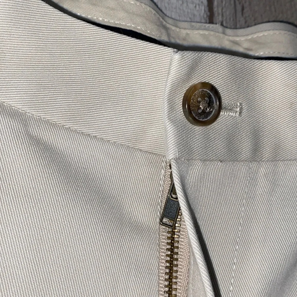 Brooks Brothers mens tan chino shorts size 33 - Picture 2 of 7